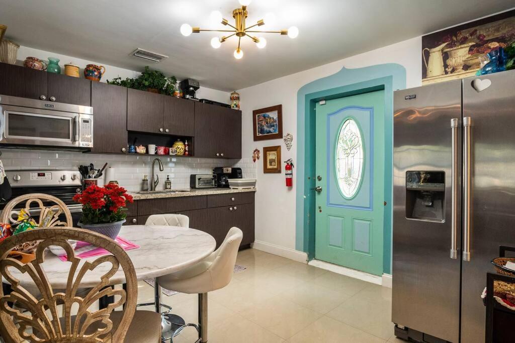 Tropical Pool Luxury Home Best Location Beaches Restaurant Hard Rock Fun Hallandale Beach Dış mekan fotoğraf